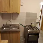 Lägenhet Juki, Mieszkanie Obok Katowice Wynajem Na Doby, Krotkoterminowy, 2 Balkon, 50m2,- Po Kapitalnym Remoncie 2-ga Sypialnia Jest Czescia Salonu Blisko Centrum Leczenia Oparzen 2,5 Km Siemianowice Śląskie