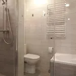 Lägenhet Juki, Mieszkanie Obok Katowice Wynajem Na Doby, Krotkoterminowy, 2 Balkon, 50m2,- Po Kapitalnym Remoncie 2-ga Sypialnia Jest Czescia Salonu Blisko Centrum Leczenia Oparzen 2,5 Km